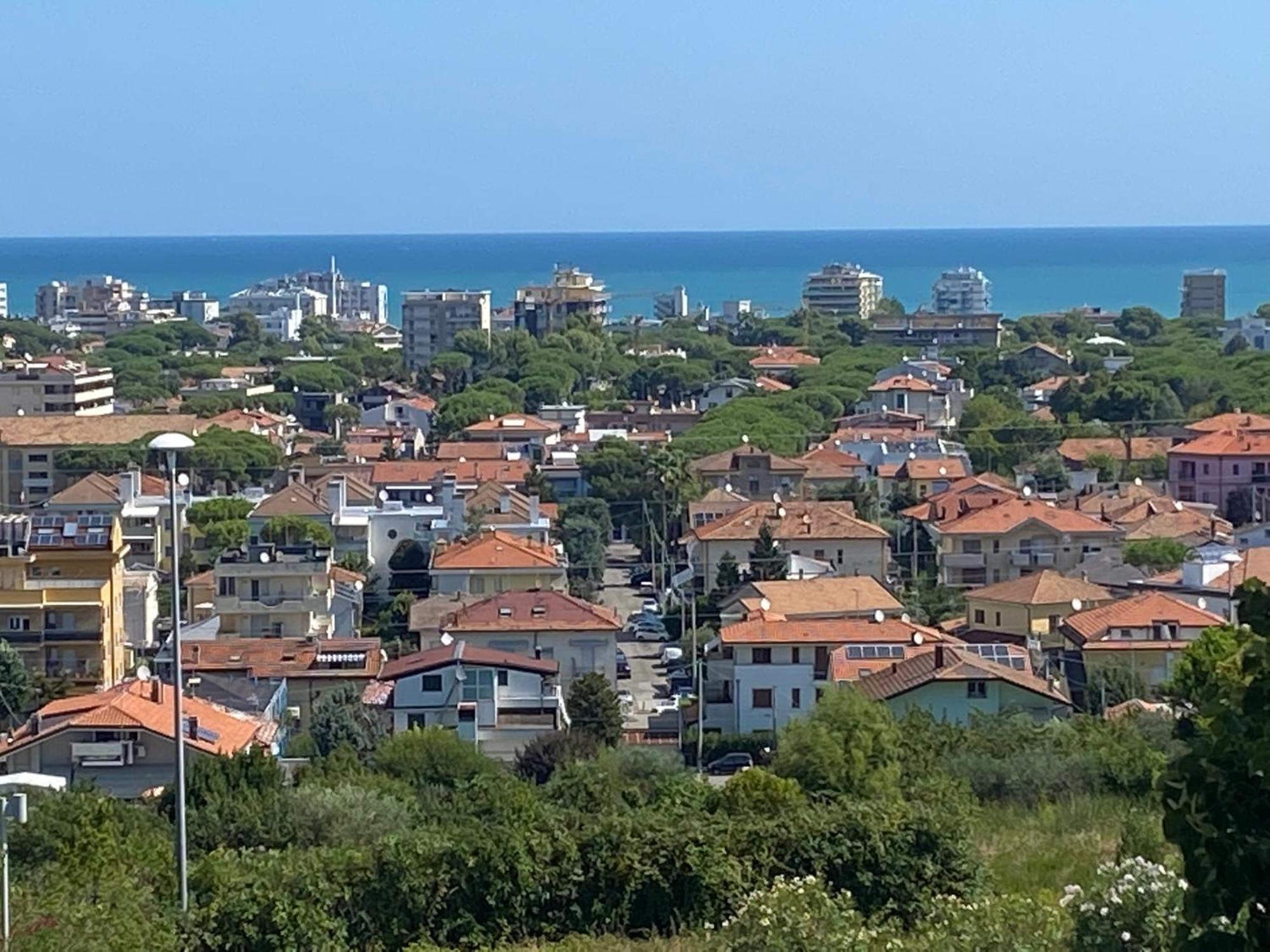 B&B Ca Bianca Ventisette Riccione Exterior photo